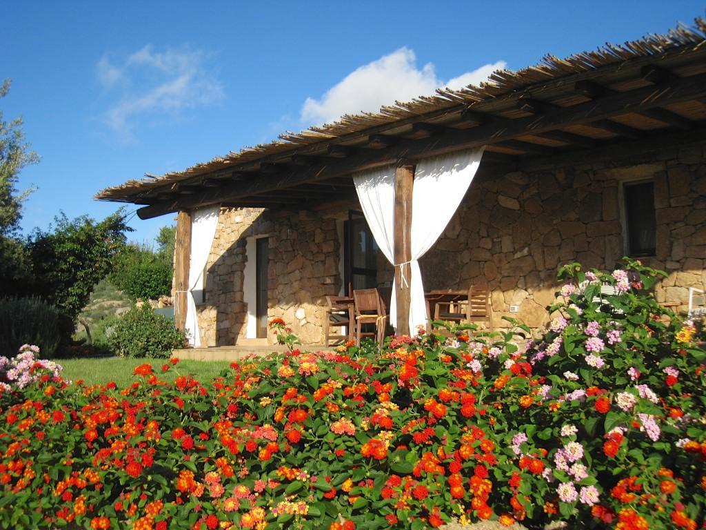 Le Tre Pietre Villa Baja Sardinia Kültér fotó